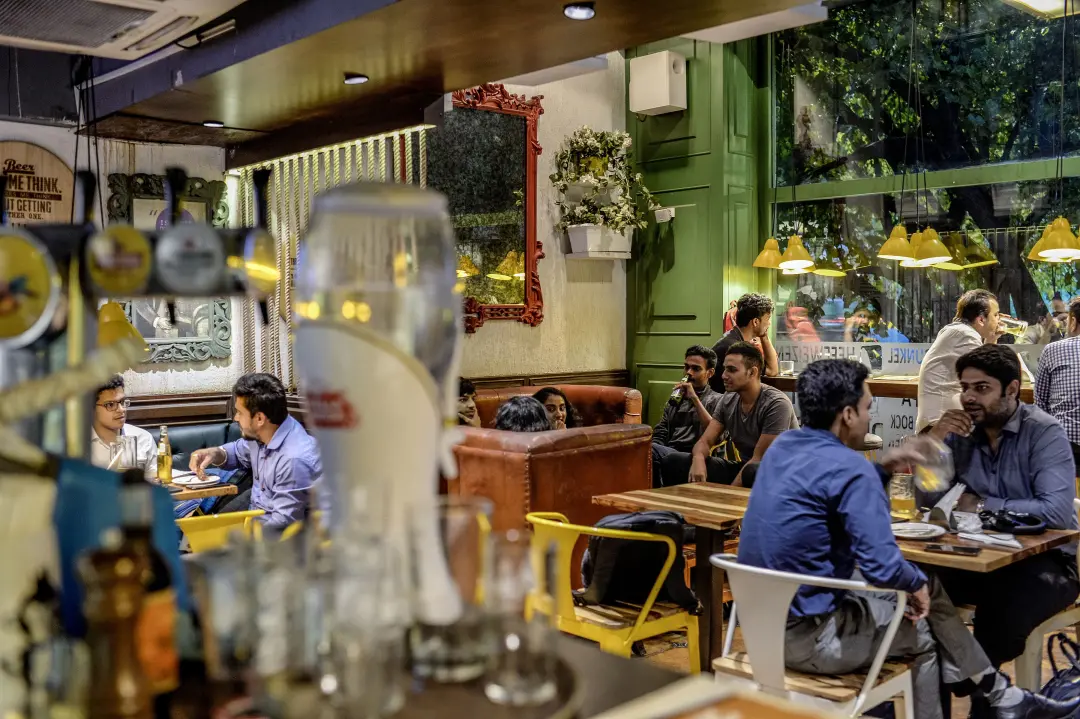 No mercado cervejeiro indiano, microcervejarias saltaram de 200 para 500 unidades até abril, com projeção de expansão d…