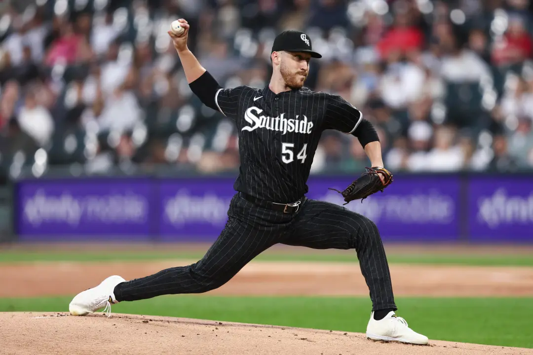 Six runs não merecidos no primeiro período, os White Sox perderam o controle do jogo contra os Tigers, deixando a dispu…