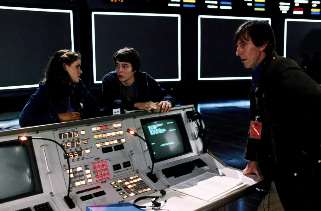 WarGames de 1983 mostra um caminho para o fim do mundo com IA, como um pesquisador anterior da Anthropic alertou para 2…
