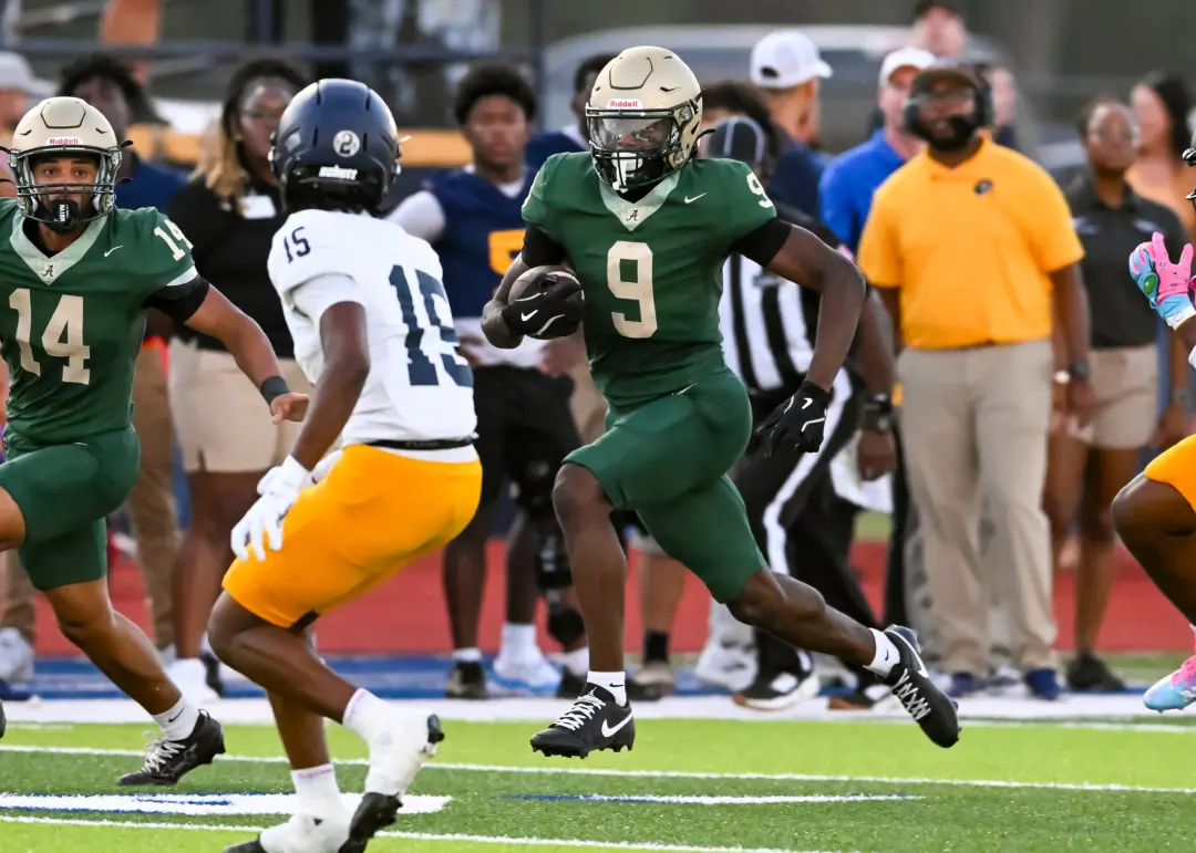 Syrian Joseph liderou o Acadiana Rams a uma vitória de 41 a 27 contra Carencro na Semana 3. Ele marcou quatro pontos e …