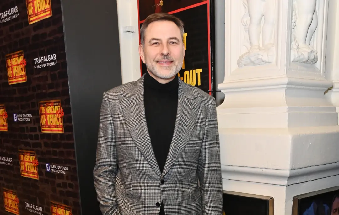David Walliams, autor de 23 livros infantis vendidos mais de 60 milhões de cópias, teve seu catálogo retirado pela Harp…