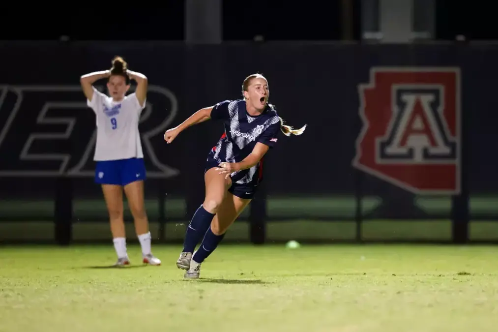 Um empate de 1 a 1 ocorreu entre Arizona e No 23 BYU na abertura do Big 12. A defesa e o ataque de ambos os times cumpr…