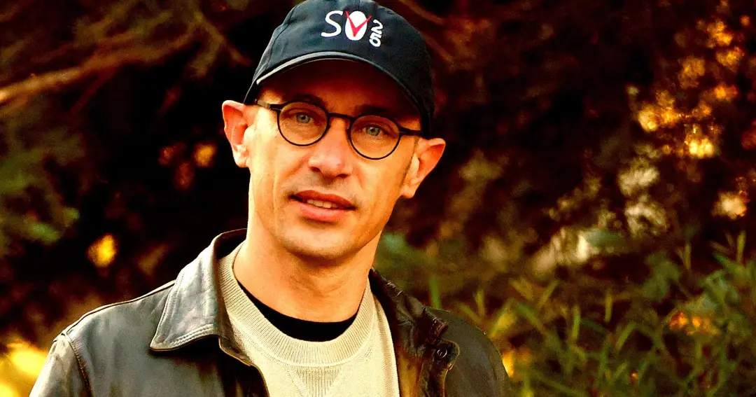 CEO da Shopify admitiu que incentivar o uso de IA gerou um monte de textos ruins, os slop grenades. A iniciativa fez os…