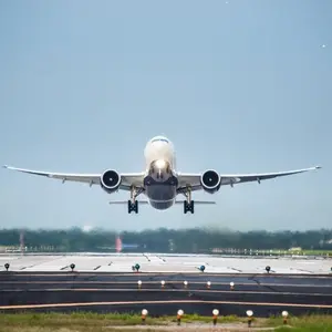 Aeroporto mais movimentado do mundo transporta quase 1 Brasil ao ano. Esse volume mostra a importância dos hubs globais…