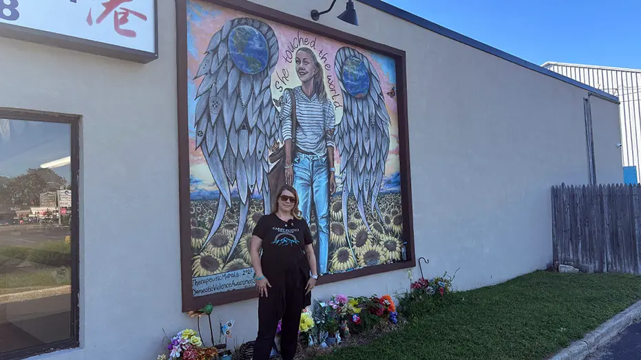 Gabby Petito, após cinco anos da descoberta de seus restos mortais em Wyoming, tem a mãe pedindo atenção aos avisos de …