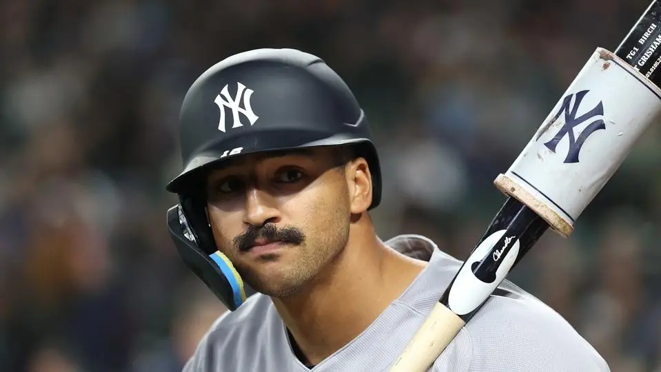 Yankees podem deixar Amed Rosario fora do elenco dos playoffs contra Red Sox. A decisão afeta a composição do time para…