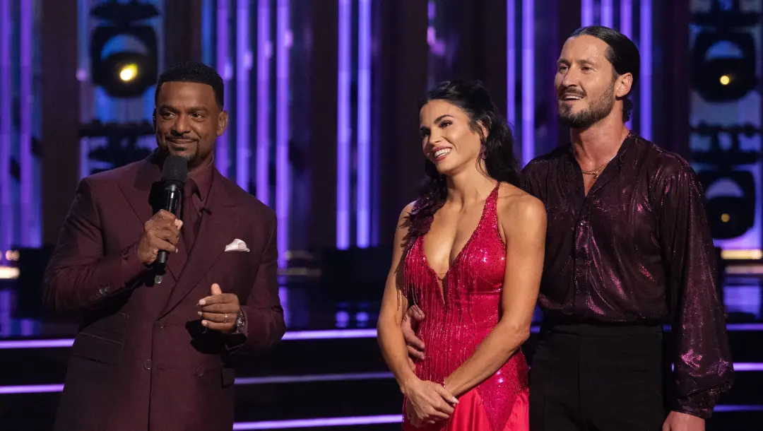 Temporada 35 de Dancing With the Stars tá rolando oficialmente. É bom ter um programa fixo pra acompanhar, mesmo sendo …