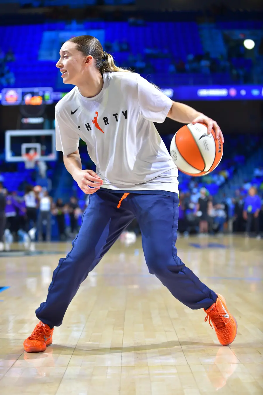 Paige Bueckers fez 19 pontos, mantendo-se na disputa pelo All-WNBA First Team. É um cenário concorrido, com muitas atle…