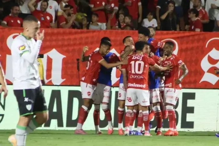 Vila Nova vence o América-MG por 1 a 0 no OBA e assume a liderança da Série B com 51 pontos. Isso mostra que o foco no …
