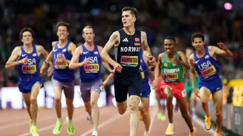 Dawit Seare venceu a corrida de 5km em Copenhagen, passando em cima de Jakob Ingebrigtsen nos últimos 100 metros. Achei…