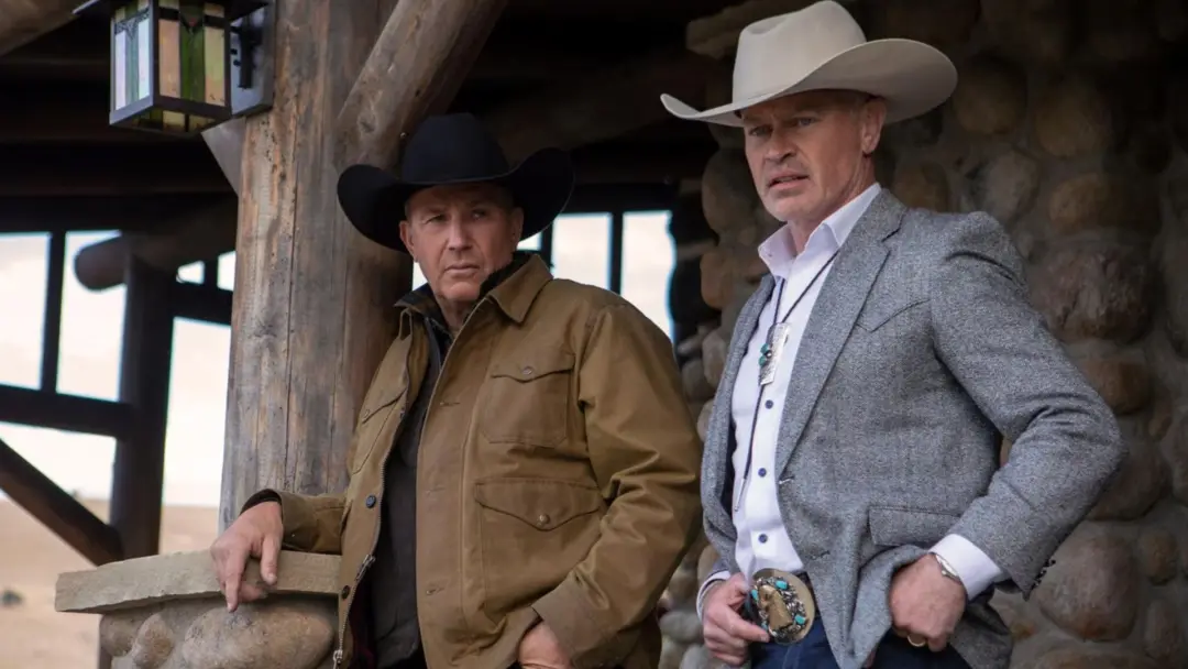 Kevin Costner e Neal McDonough foram aliados militares em um streaming hit, antes de serem inimigos no Yellowstone. Cur…
