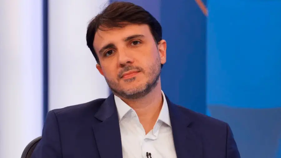 Renan Santos propõe mudanças drásticas, como o fim do Bolsa Família e desindexação de benefícios previdenciários, visan…