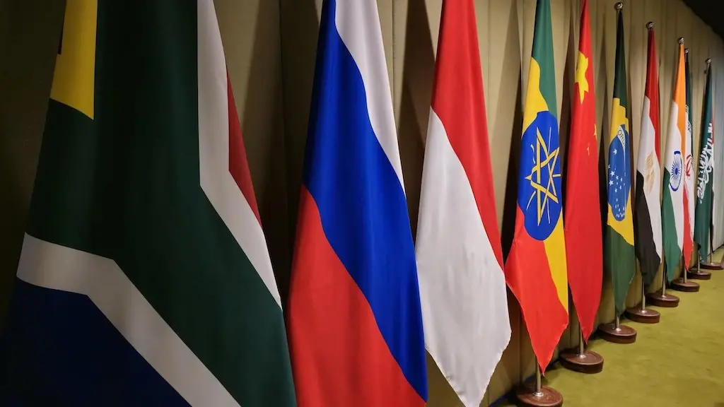 Nova Delhi sediou a cúpula dos BRICS, reunião bem-sucedida com a presença de quase todos os líderes. A proximidade entr…