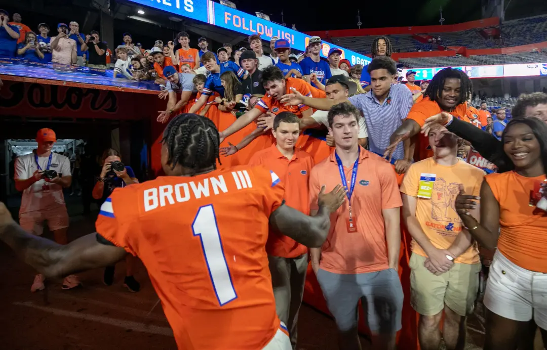 Auburn vai enfrentar a Florida no reencontro da SEC, com o Alex Golesh e o Jon Sumrall em campo. A linha ofensiva do Au…