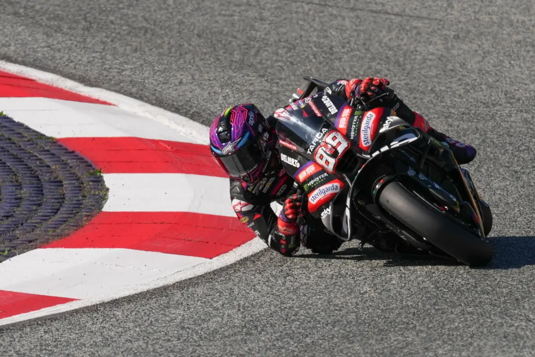 Spielberg vibrou com Jorge Martín levando a pole position e a vitória no sprint em Áustria. A disputa com Marc Márquez …
