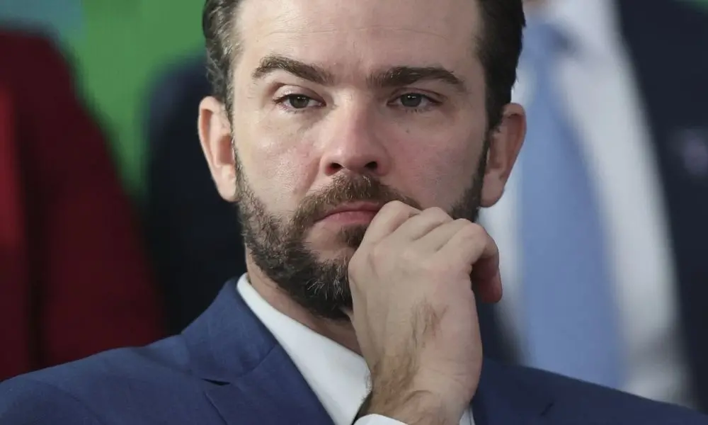 Ministro Durigan fala sobre o Bolsa Família, dizendo que o reajuste, com impacto de R$ 5,8 bilhões este ano, não tem mo…