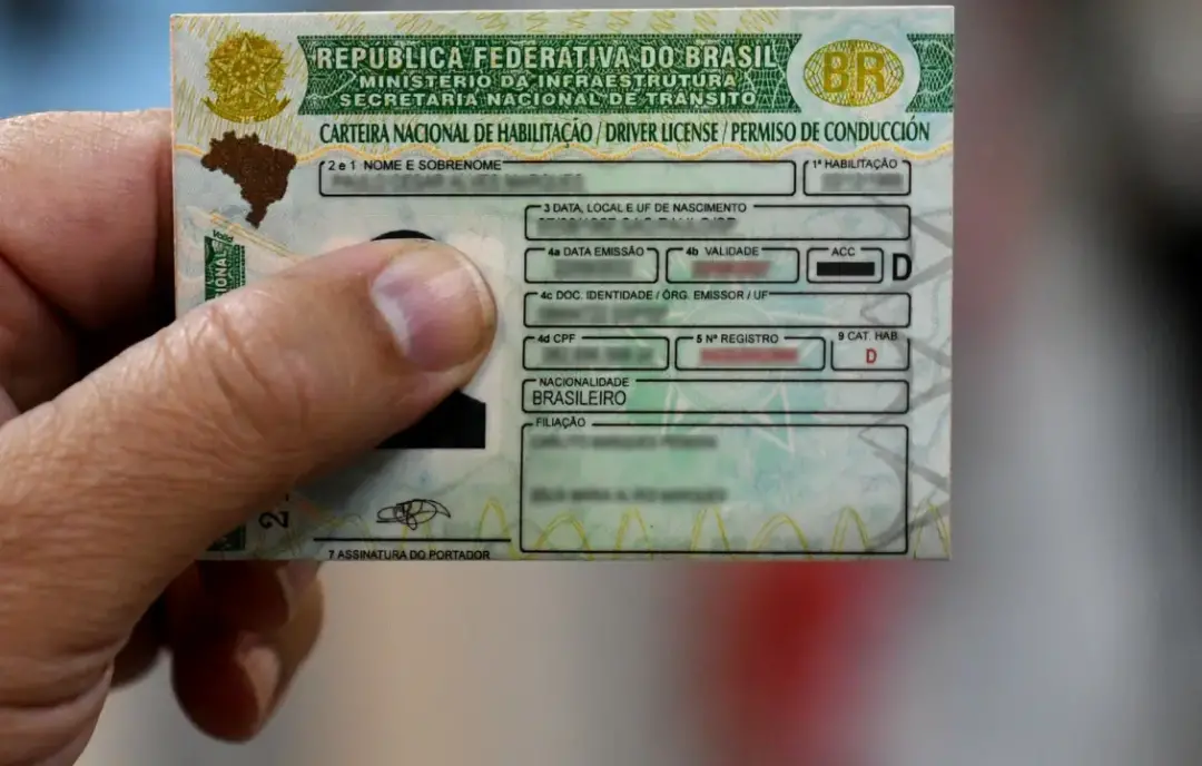 Contran prorrogou a validade de CNHs vencidas entre junho e dezembro de 2026 para 9 de dezembro. A mudança ajuda quem f…