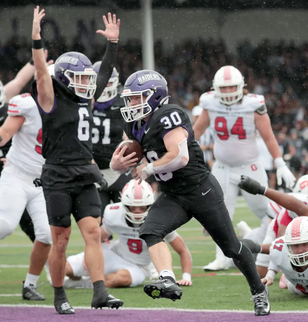 Heidelberg enfrenta Mount Union em Week 3, um duelo com histórico de 56 a 13 para os Purple Raiders. O recorde de 37 vi…