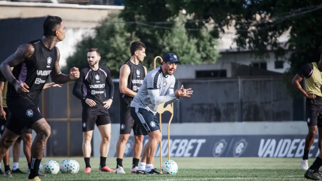 Thiago Carpini tá regularizado no BID e apto para estrear pelo Remo neste sábado. A gente viu que ele chega pra mudar o…