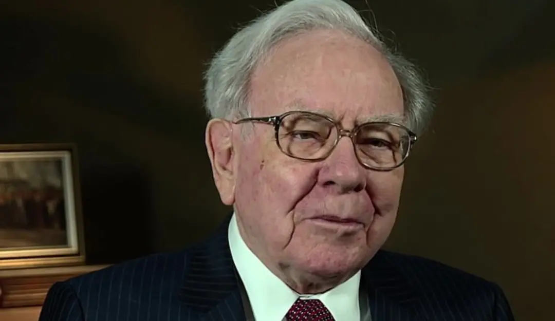 Warren Buffett encerra a presidência do conselho da Berkshire Hathaway aos 96 anos. A transição para Howard Buffett mos…