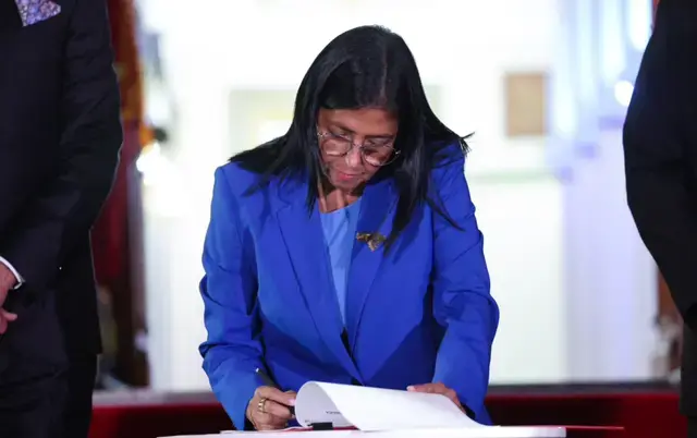 Human Rights Watch voltou à Venezuela depois de 18 anos de expulsão. A reunião com a ditadora interina, Delcy Rodríguez…