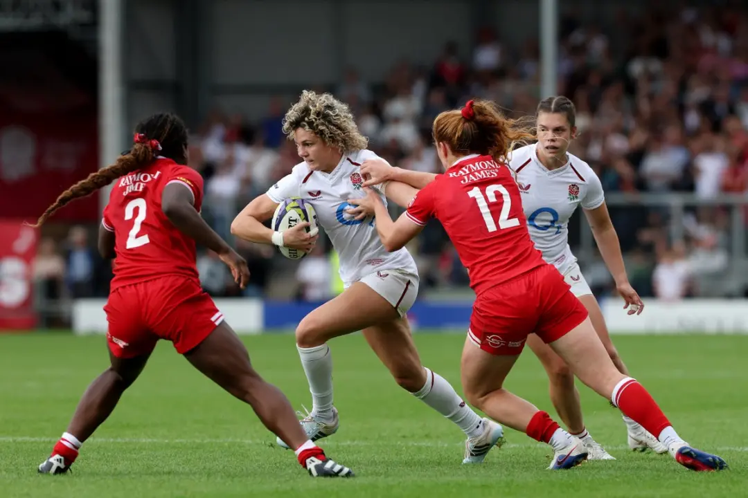 Red Roses encerra a sequência de 39 vitórias com empate de 26 a 26 contra o Canadá em Sandy Park. Esperava mais desse t…