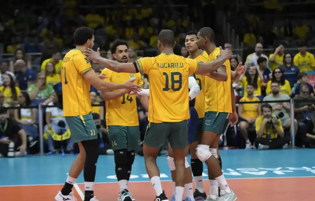 Brasil vence a Venezuela por 3 sets a 0 no Sul-Americano de vôlei, garantindo vaga no Mundial de 2027. Manter 100% de a…