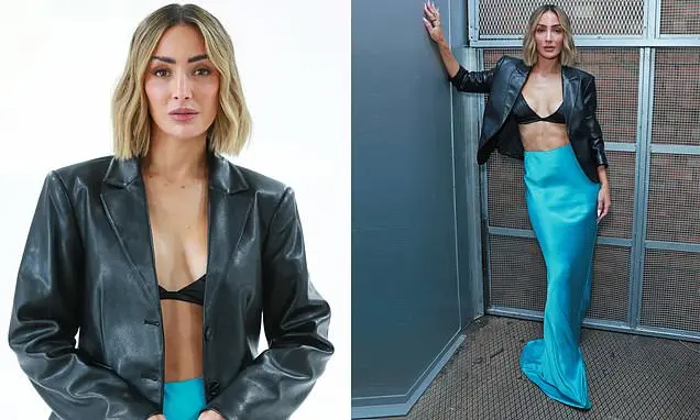 Frankie Bridge mostrando o abdômen em um top preto e jaqueta de couro durante a London Fashion Week. Acho importante ve…