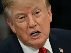 Trump compara IA à Revolução Industrial e anuncia um futuro czar do tema nos EUA. A ideia de um líder único para guiar …