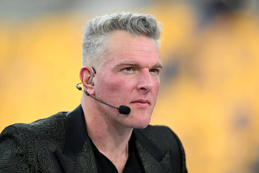 Pat McAfee foi alvo de provocações de Kirk Herbstreit e Nick Saban na ESPN College Gameday após o incidente com maconha…
