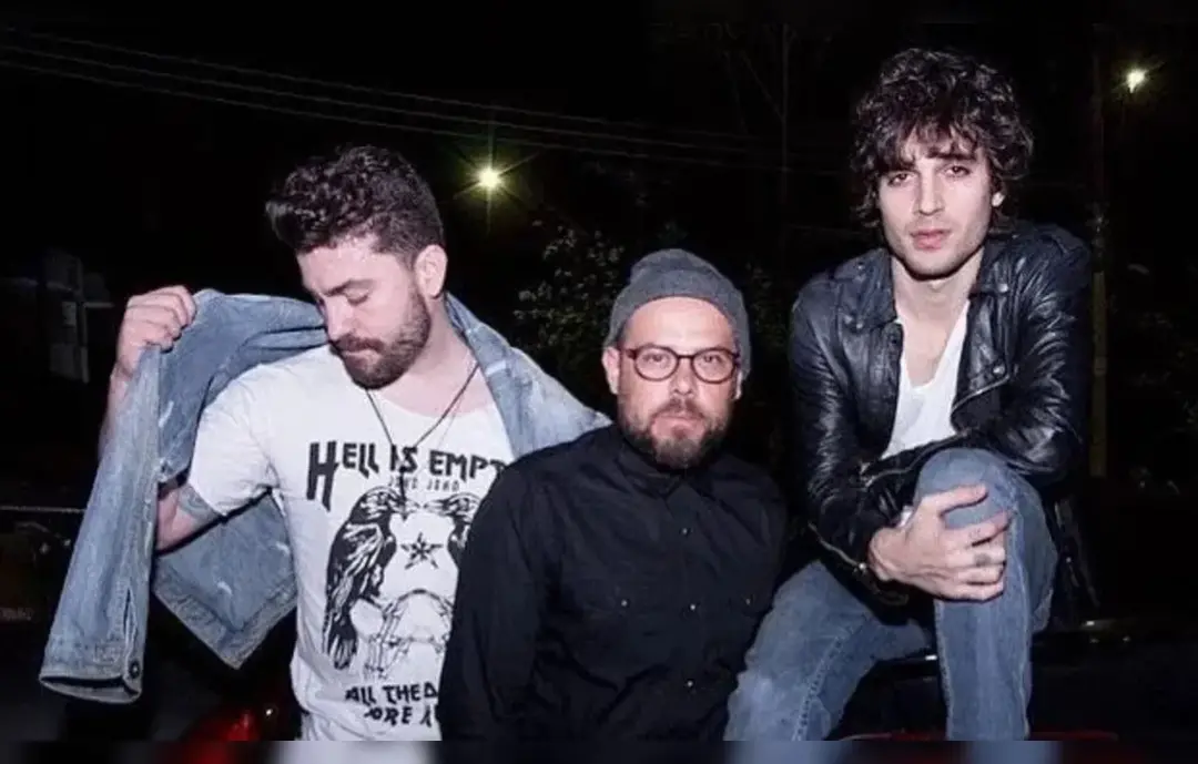 Fiuk anunciou o fim da carreira solo e o retorno da banda Hori em um show para 67 pessoas em Campinas. A volta para a b…