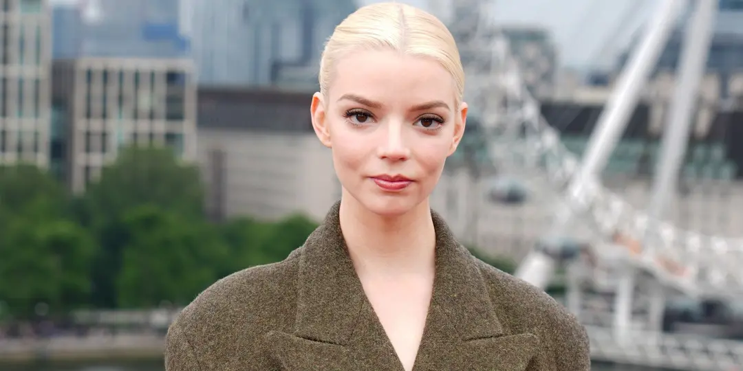 A Anya Taylor-Joy, envolvida em filmes, vê uma produção dela sair da Netflix. O filme dela, que faturou cerca de 40 mil…