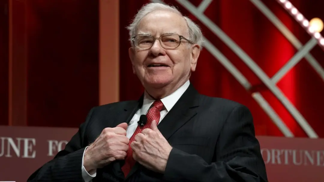 Warren Buffett, aos 96 anos, encerra a presidência do conselho da Berkshire Hathaway, passando o posto para o filho How…