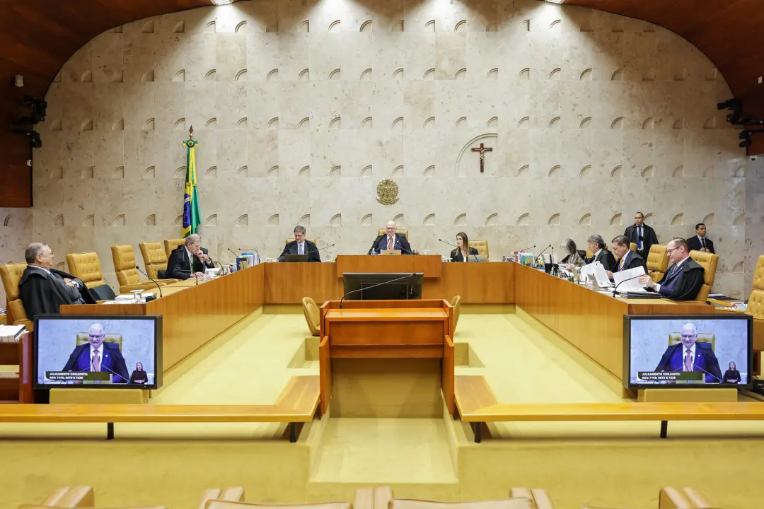 Indícios de que magistrados e familiares receberam milhões para favorecer um banqueiro no STF. Um ministro desabafa que…