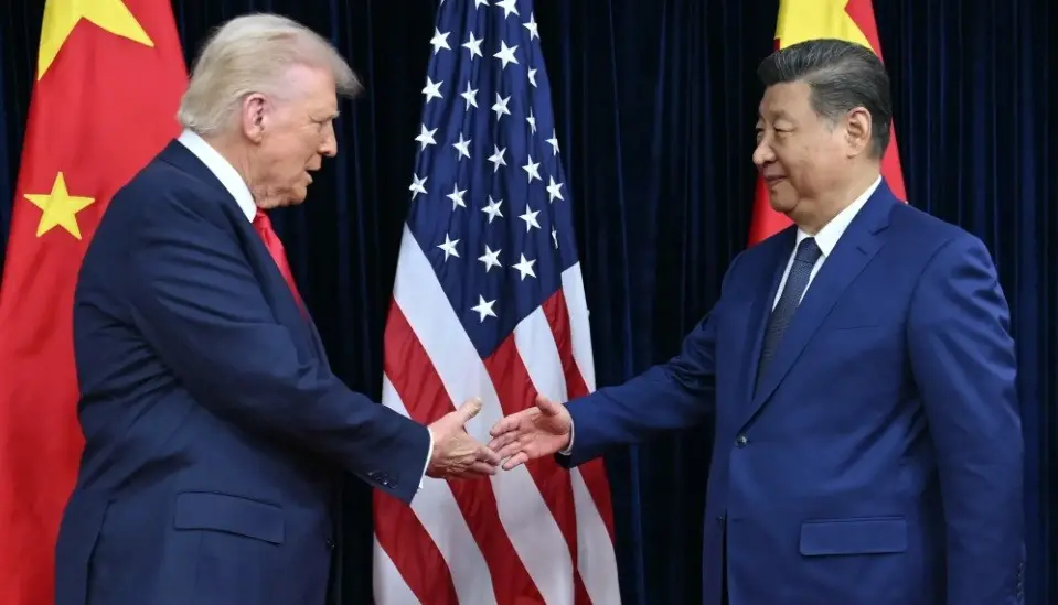 Xi Jinping chega a Washington para reunião com Trump, com negociações comerciais e sobre IA no centro da agenda. É um m…