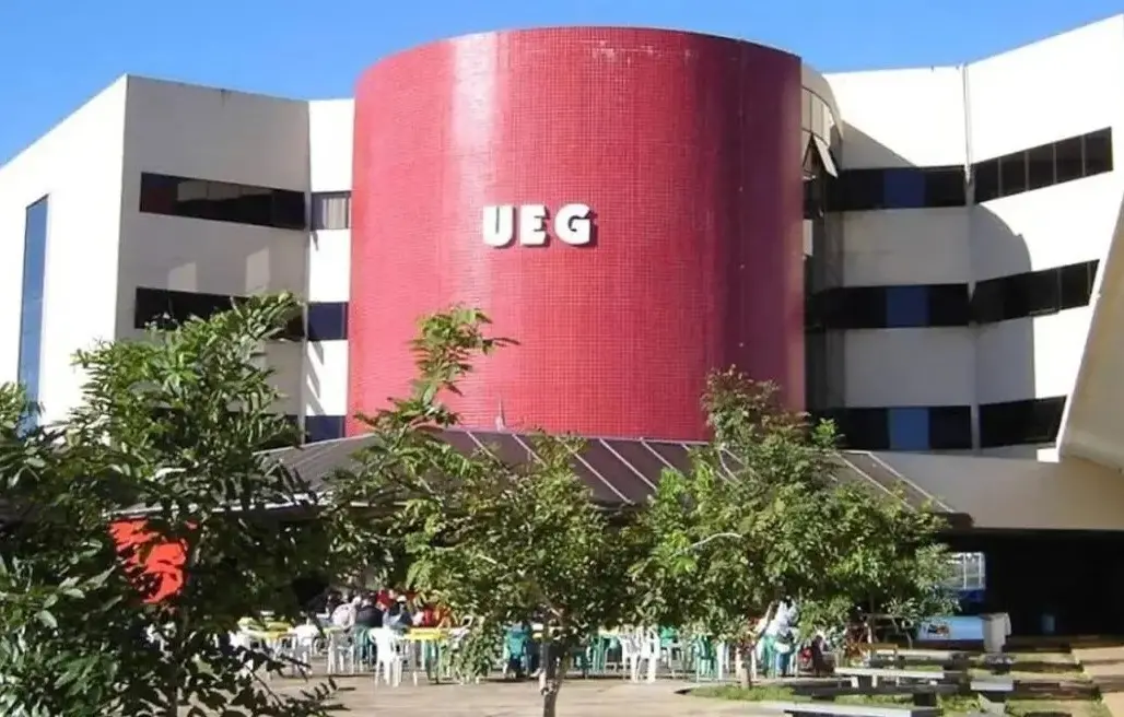 Prazo de inscrição para Vestibular UEG 2027/1 termina na segunda, com 4.300 vagas em 35 cursos. A gente precisa pensar …