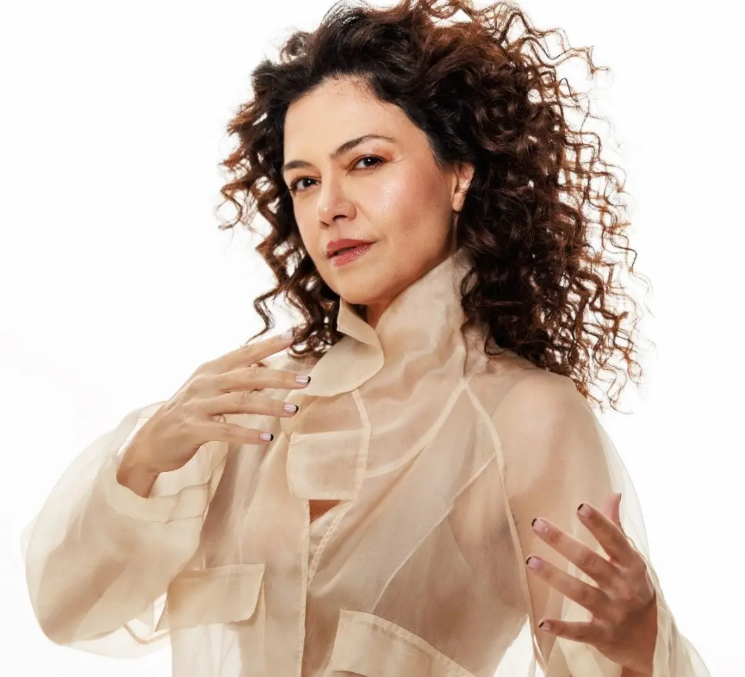 Carol Fazu lança o single Faça Chuva ou Faça Sol no dia 25 de setembro, um trabalho com Vanessa da Mata e Tim Bernardes…