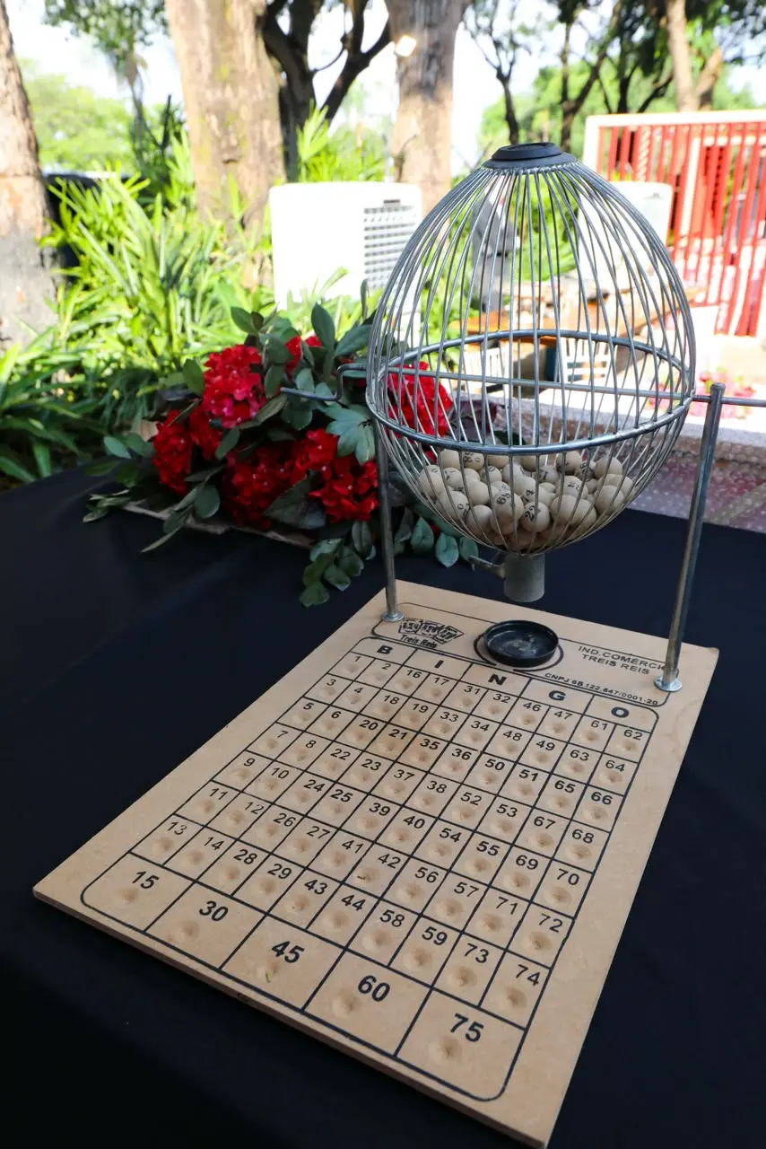 Casa Cor Brasília recebeu o Bingo Amigo com mais de 200 mulheres em favor da Rede Feminina de Combate ao Câncer. O even…