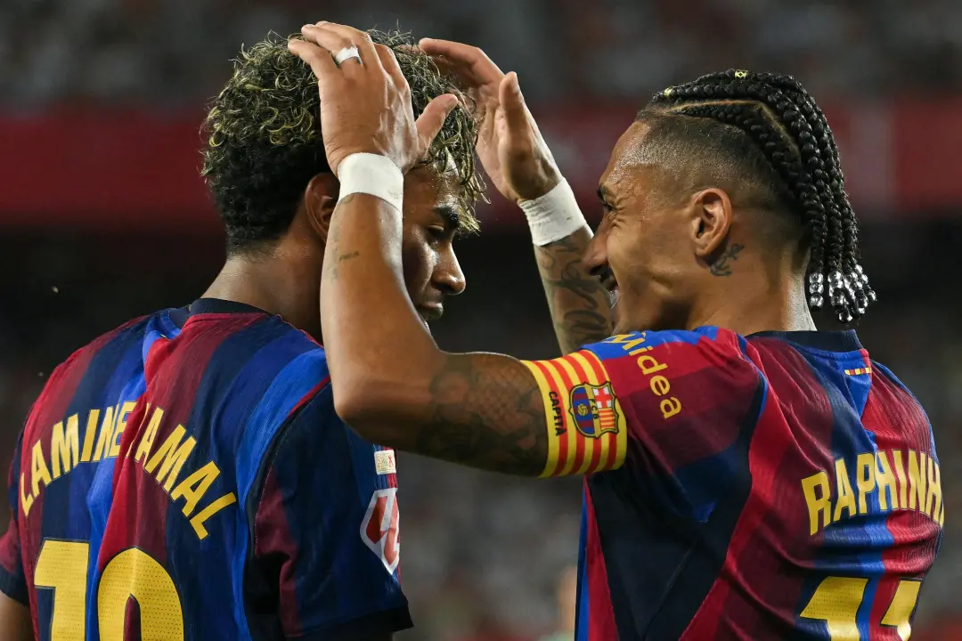 Barcelona bate Sevilla por 3 a 1, conseguindo sete vitórias seguidas no início da temporada 2026-27. A atuação do Rodri…