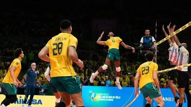 Brasil vence Venezuela por 3 a 0 no Maracanãzinho, mantendo 100% no Sul-Americano de Vôlei. Essa vitória garante o avan…