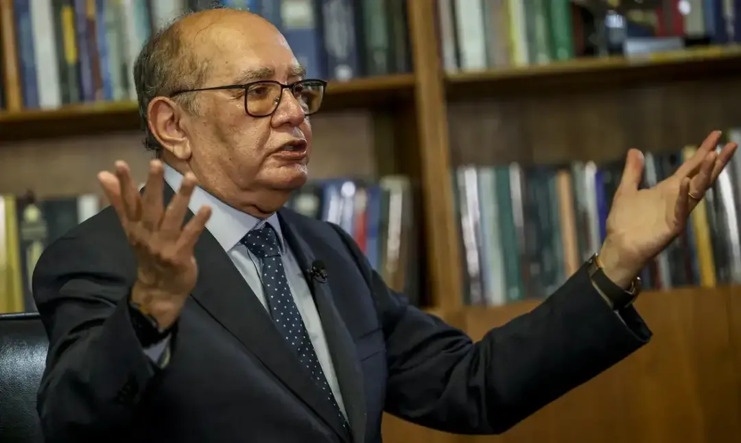 Gilmar Mendes defende a imparcialidade da Justiça Eleitoral, apontando o uso de inteligência artificial para criar prop…