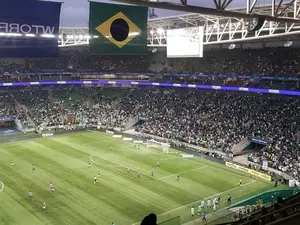 Mauro Cezar disse que só torcida única pode tirar do Flu os 4.000 ingressos contra o Palmeiras. Acho que a cobrança por…