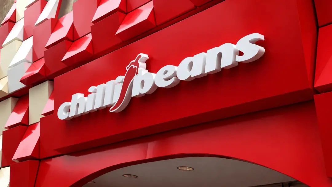 Chilli Beans negocia capital enquanto reestrutura dívida de cerca de 500 milhões de reais. A renegociação de prazos e j…