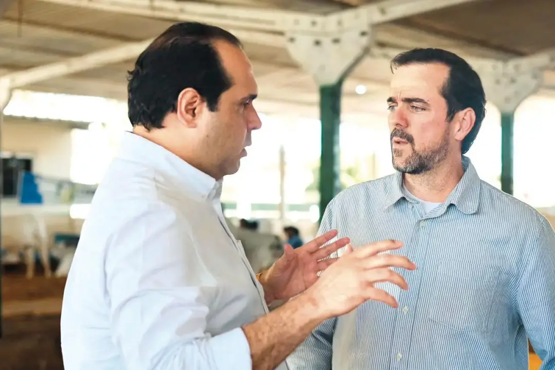 Carlos Filho, suplente de Gustavo Mendanha, tem 157,7 milhões de reais declarados em bens em Goiás. A gente fala de pes…