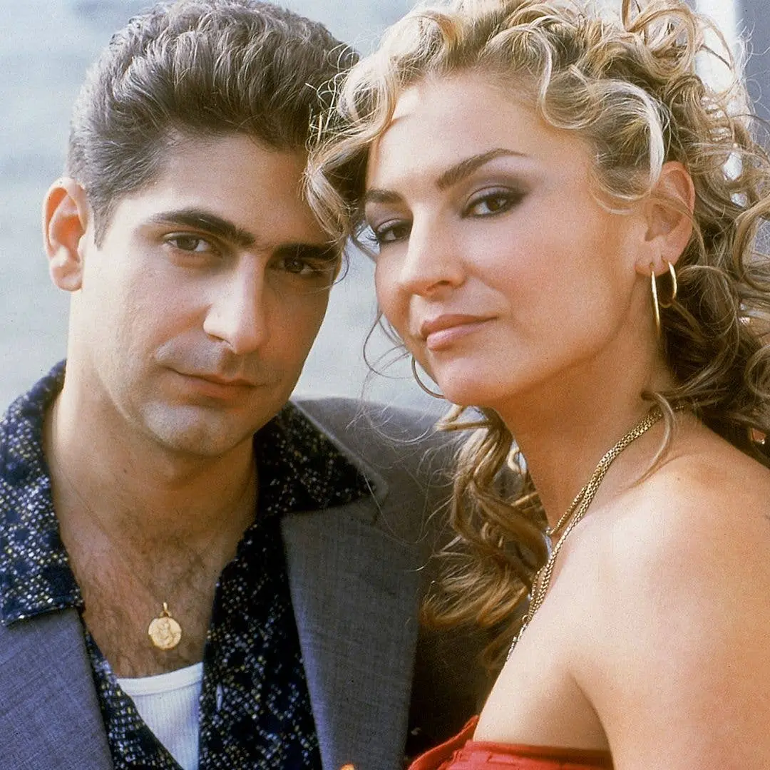 Drea de Matteo, 54, circulou na semana de moda em Londres na colaboração da OnlyFans. Parece que o palco da moda abraça…
