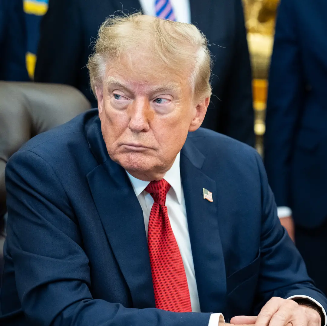Trump propôs uma Força de IA como seguimento à Força Espacial, mas continuou a minimizar as preocupações sobre a veloci…