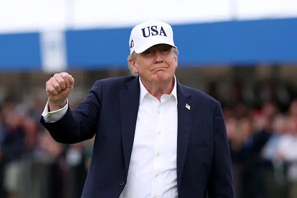 Trump promove a era de ouro americana com vídeo épico, mesmo com rejeição alta. Ele promete valorizar a inteligência ar…
