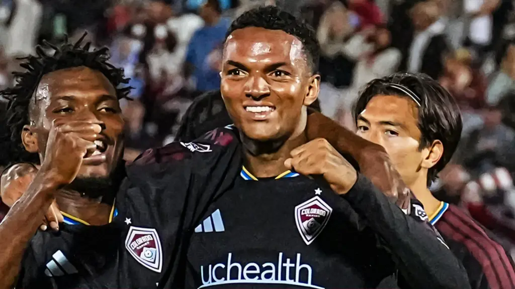 Morgan Whittaker marcou dois gols pelo Colorado Rapids na estreia na MLS, num jogo que terminou empatado em 3 a 3 contr…