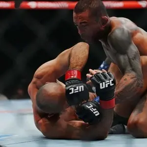 Joanderson Tubarão nocauteou Giga Chikadze no UFC 331 no primeiro round. Achei que seria uma luta mais parada, mas um K…
