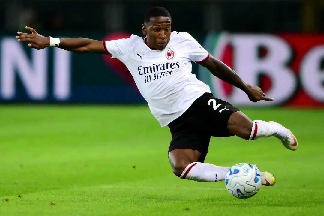 Estupinan deve começar no Milan contra o Lazio, enquanto Juventus tem Sarr no lugar de Koopmeiners. Mudanças táticas ne…